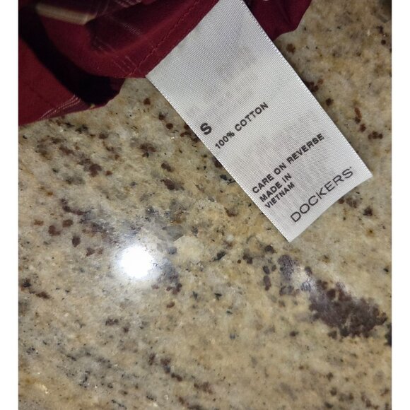 New! Lot of 2 Dockers Men’s S 14-14.5 Red Plaid & Yellow Button Down Shirts - Picture 5 of 13